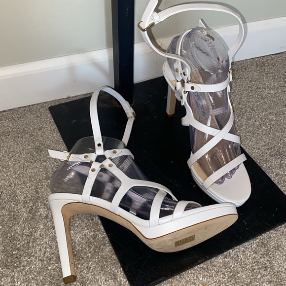 Jimmy Choo Designer Heels – Elegant & Timeless - Picture 12 of 13